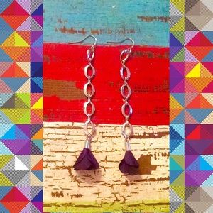 5/$25 Silver chain link earrings w dangling flower